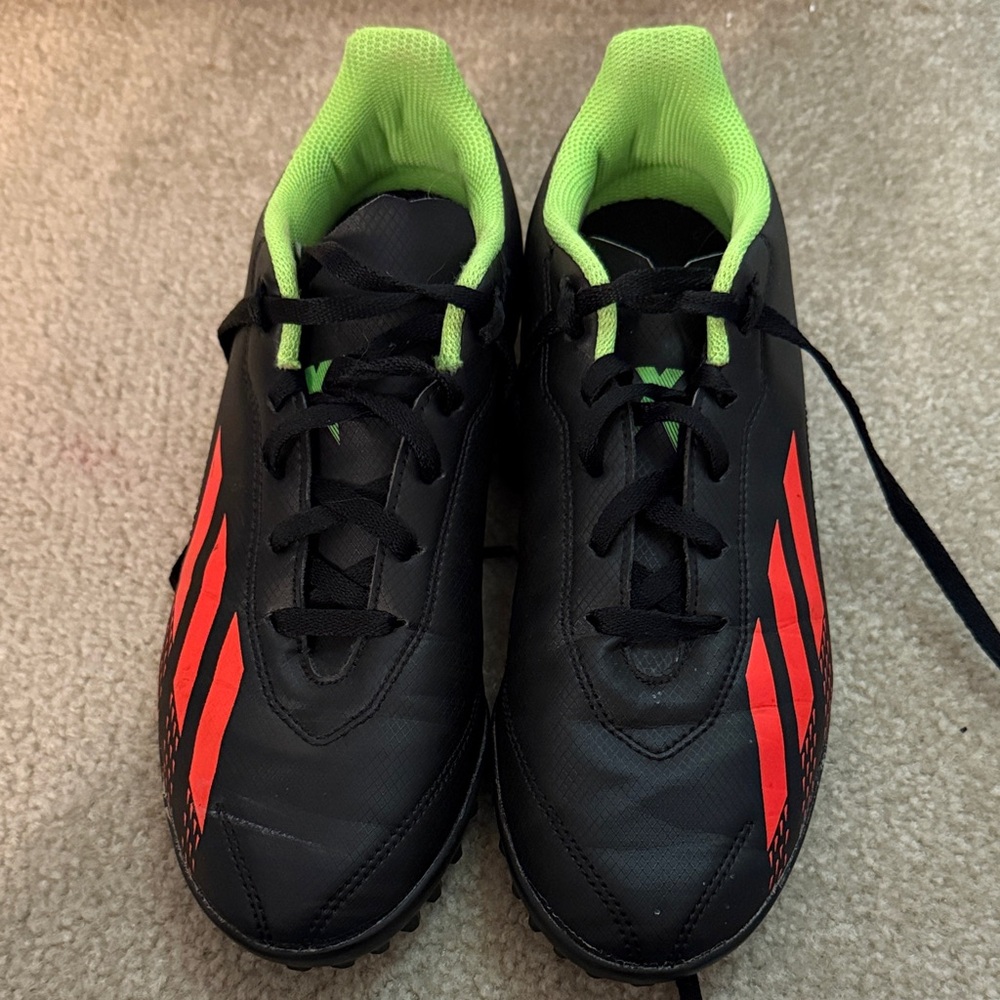 Adidas size 5.5 Turf cleats